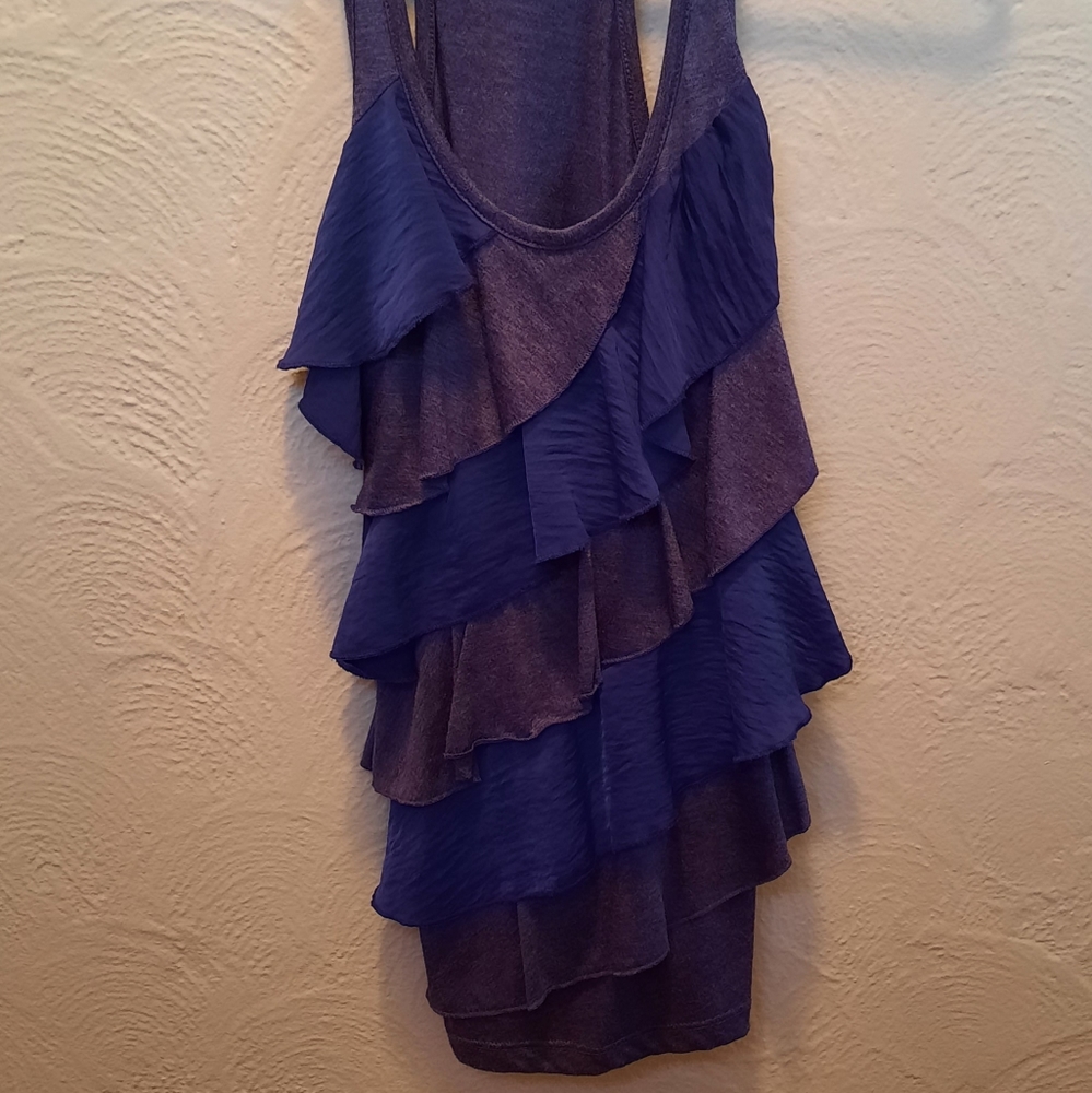Eyeshadow Ruffle Tank Top - Picture 6 of 6